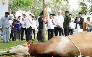 IdulAdha 2024, Polda Riau Salurkan 52 Hewan KurbanÂ 