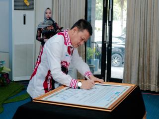 Pj Bupati Kampar Hambali Tandatangani Fakta Integritas PPDB SD/SMP Tahun 2024