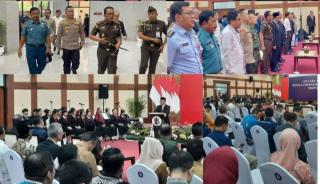 Kajati Akmal Abbas  Menghadiri Pengukuhan Kepala Perwakilan Bank Indonesia Provinsi Riau 