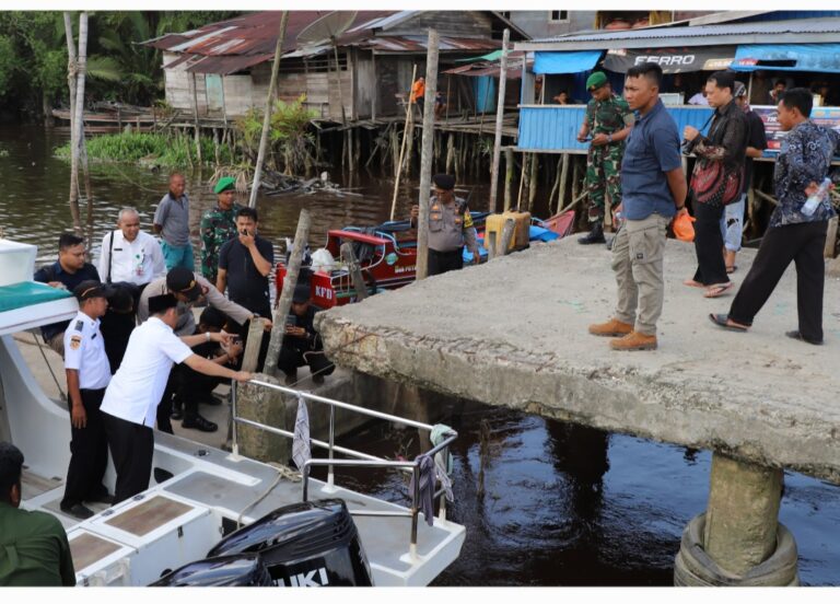 Dengar Keluhan Warga, Pj Bupati Inhil Tinjau Langsung Kondisi Pelabuhan Teluk Pinang