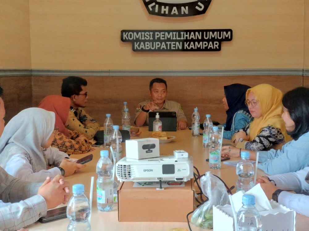 KPU Riau Susun Kebijakan Coklit untuk Pemilih KTP Pekanbaru yang Berada di Kampar