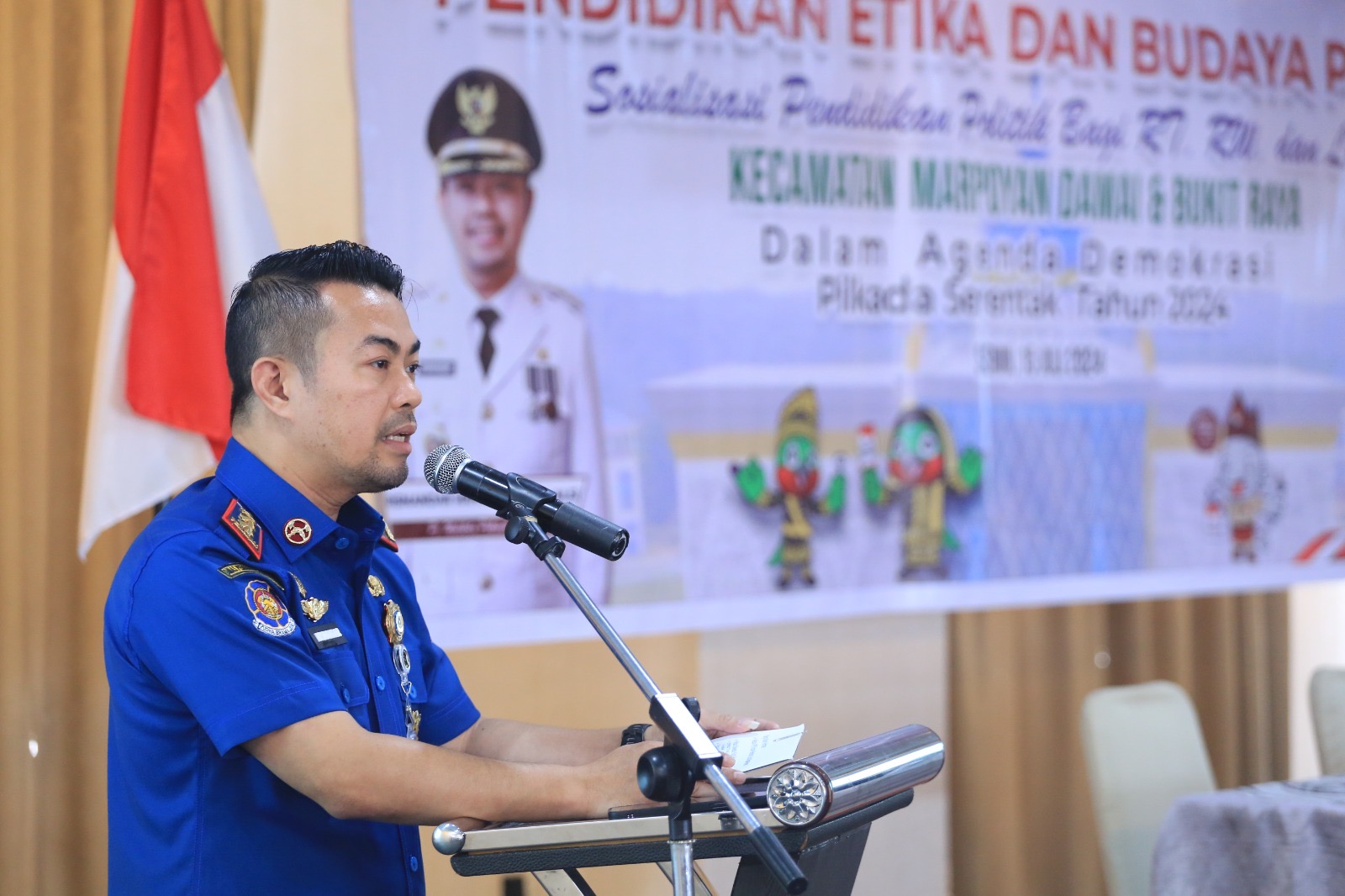 Pj Wali Kota Buka Sosialisasi Pendidikan Politik Bagi Ketua RT, RW, dan LPM dari 2 Kecamatan