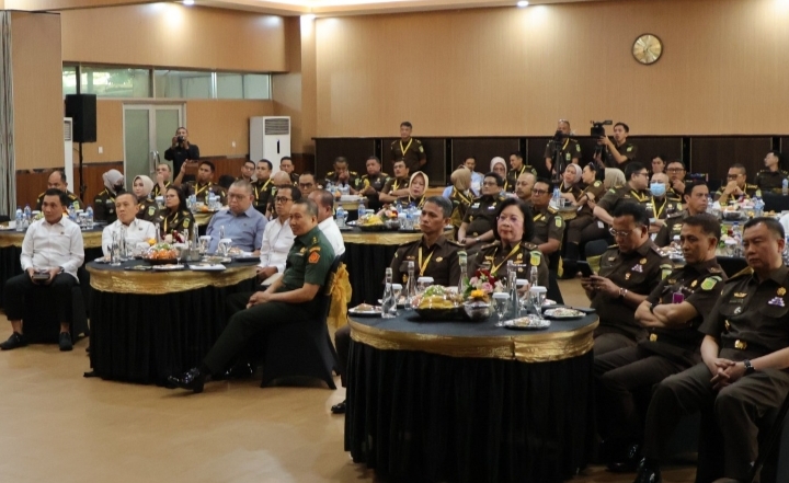 FGD HBA ke 64, JAM- Datun Dr. Narendra Jatna Paparkan Sejarah Kejaksaan di Awal RI Merdeka