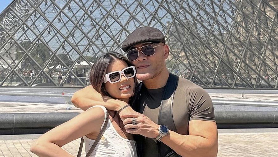 Cerita Deddy Corbuzier Pertama Kali Bertemu Sabrina ChairunnisaÂ 