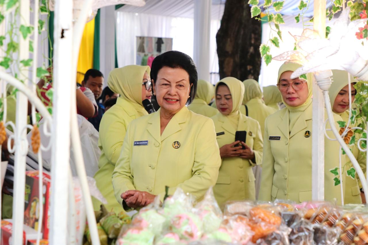 IAD Pusat Selenggarakan Bazar Sebagai Wujud Kepedulian Terhadap Para Anggota dan UMKM 