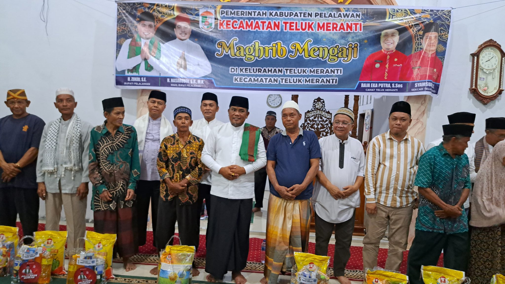 Bupati Pelalawan Perintahkan Camat untuk Rutin Hadiri Program Magrib Mengaji
