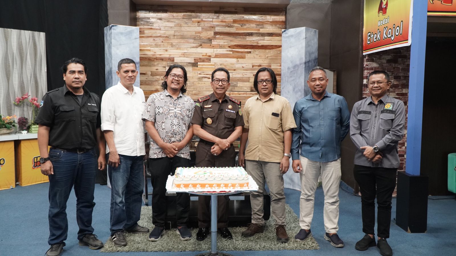 Nara Sumber Program Jaksa Menjawab, Kajati Riau : Hukum yang baik Mengandung Nilai Kemanusiaan