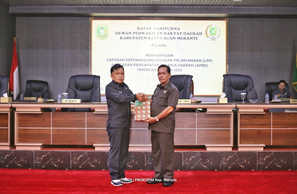 Bupati Asmar Sampaikan Ranperda Pertanggungjawaban Pelaksanaan APBD Kepulauan Meranti 2023