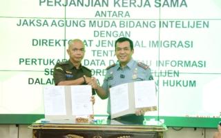 Kerjasama Bidang Penegakan Hukum, JAM- Intelijen KerjasamaÂ  dengan Dirjen ImigrasiÂ 