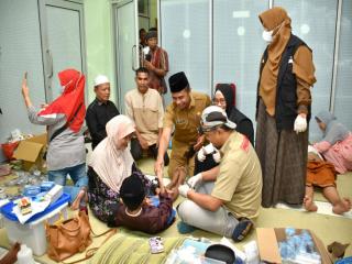 Pj Sekda Hadiri Khitanan Massal di Markas Islamc Center Bangkinang