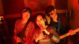 Diperkuat Gitaris Band Legend Voodoo, E.A.T Rilis Single "Menyala Abangku"