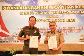 Kejaksaan Tinggi Riau Menandatangani Perjanjian Kerjasama dengan Kanwil BPN