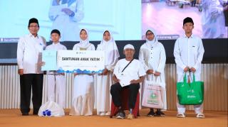 Lebaran Anak Yatim, Kemenag Serahkan Dua Juta Paket Bantuan