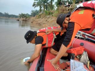 Sampan Tenggelam, Seorang Pemancing Hilang di Sungai Indragiri