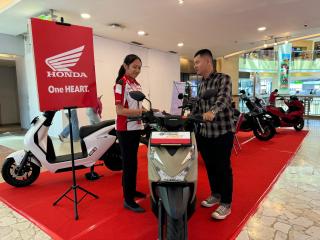 Capella Honda Tampilkan Motor Matic Honda di Mall SKA PekanbaruÂ 