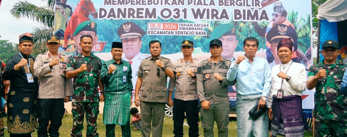 Bupati Kuansing Buka Pacu Jalur Sentajo Raya, Perebutkan Piala Bergilir Danrem 031 Wirabima