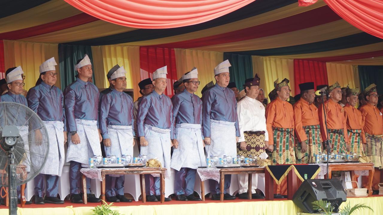 Kajati Akmal Abbas Menghadiri Upacara Hari Jadi Provinsi Riau 2024