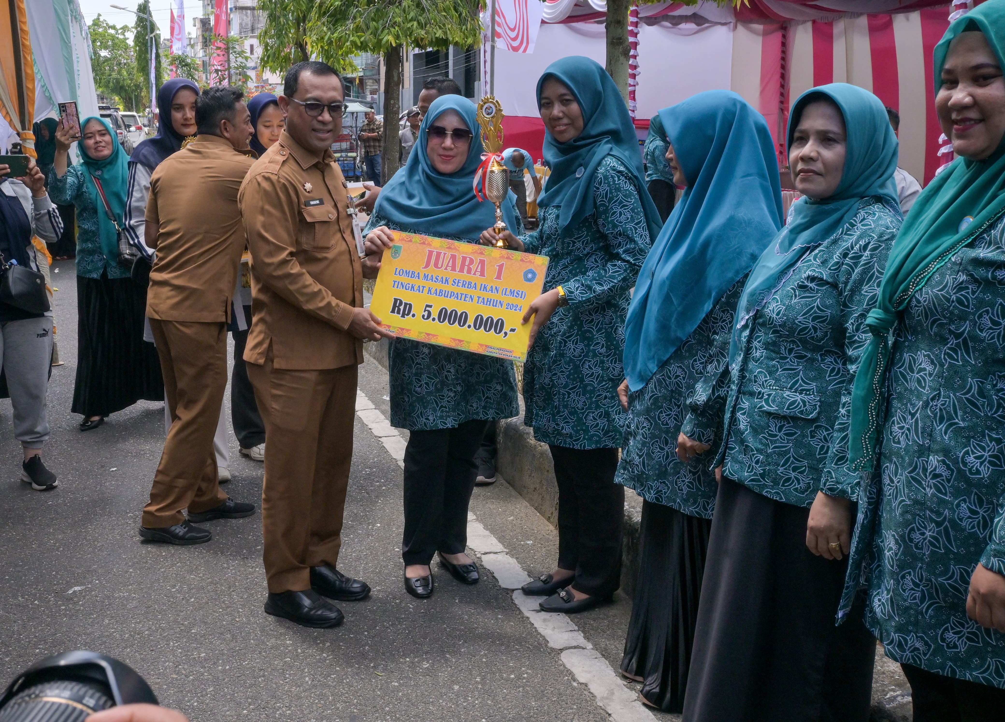 Dinas Perikanan Bersama TP PKK Rohil Gelar Lomba Masak Serba IkanÂ