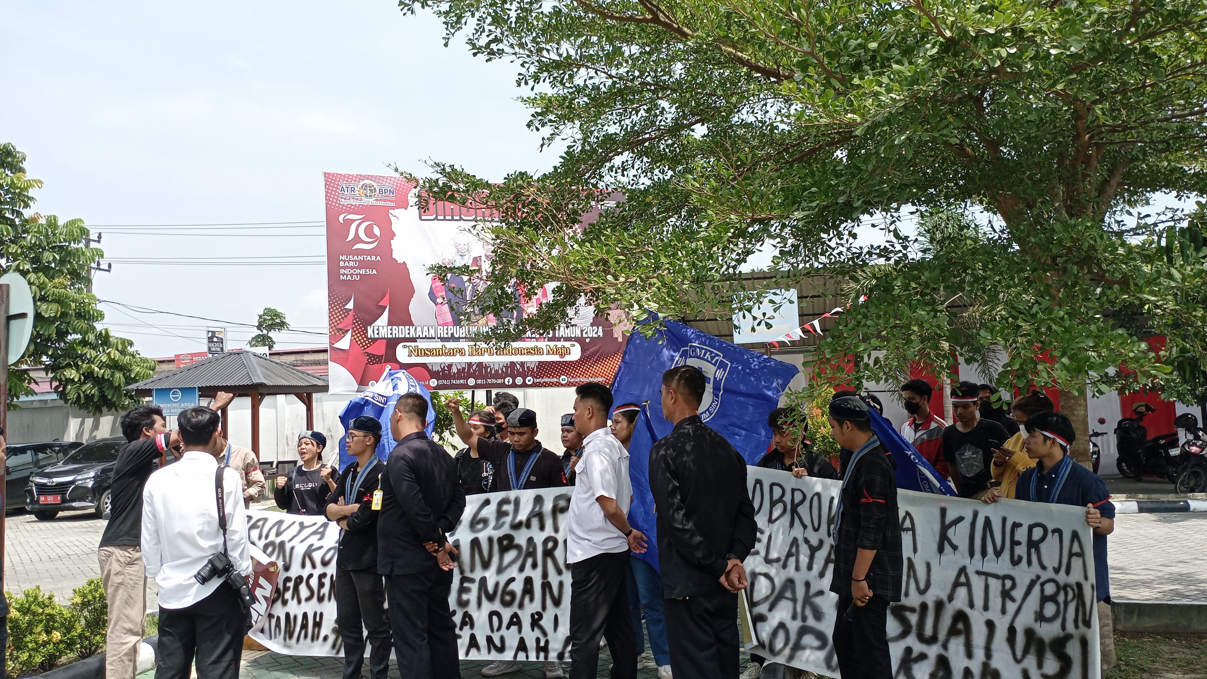 Pengurusan Sertifikat Tanah Mangkrak Sampai Bertahun-tahun, GMKI Geruduk BPN Pekanbaru