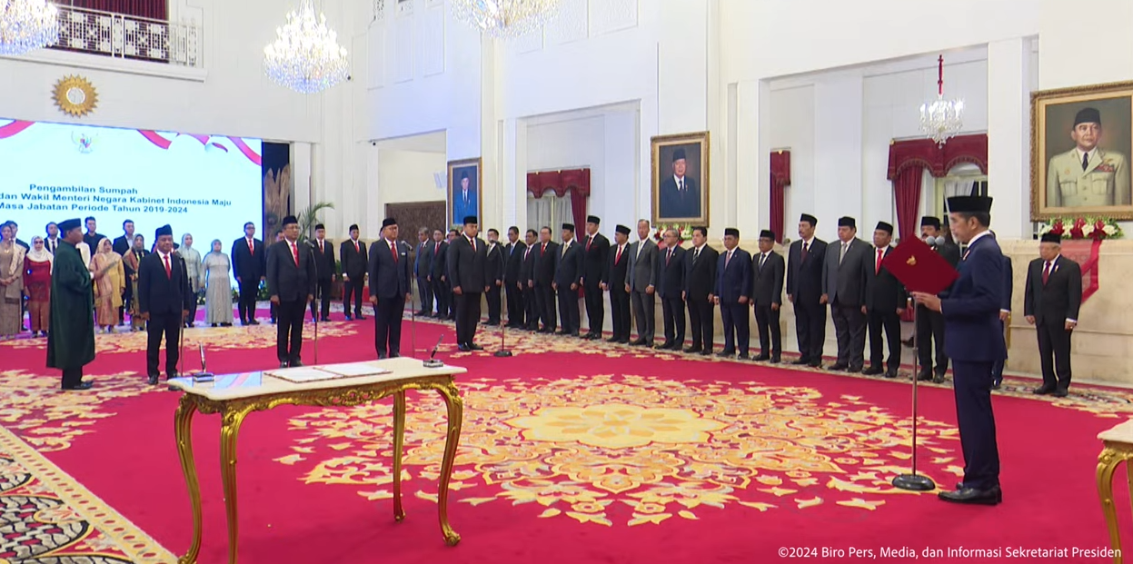 Presiden Lantik 3 Menteri dan 1 Wakil Menteri Kabinet Indonesia Maju Sisa Masa Jabatan Periode 2019-