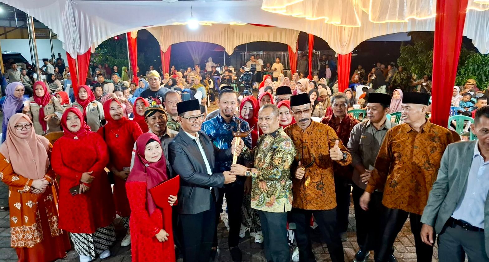 Bagus Santoso Bangga Pedagang Bakso Riau Kompak Sambung Peseduluran