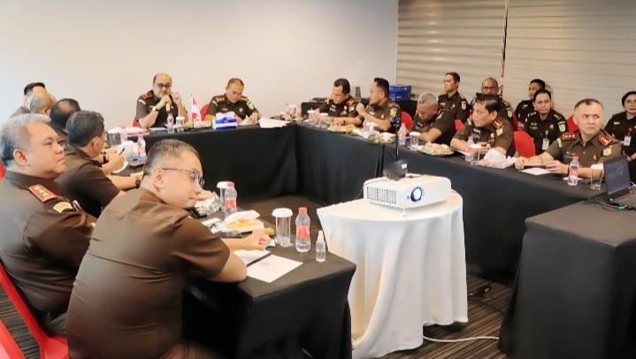 Wakajati dan Aspidum Kejati Maluku Sosialisasikan UU Nomor 1 Tahun 2024 Tentang KUHPÂ
