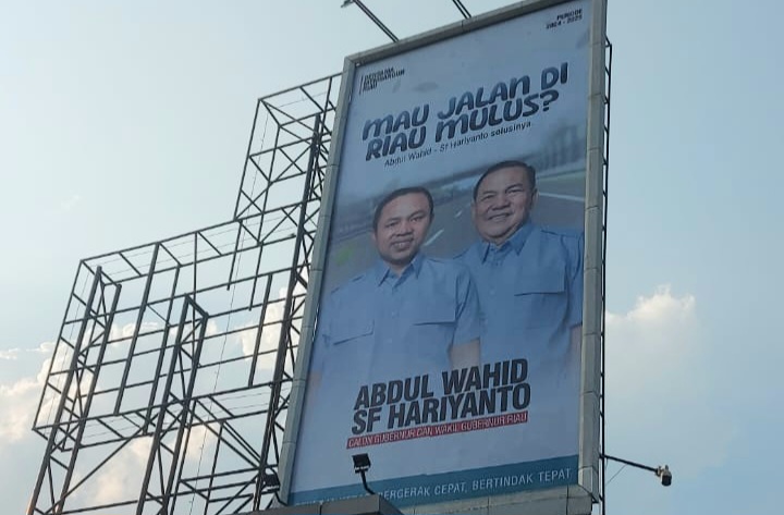 Tiru Atribut Prabowo Gibran, Kader PDIP Riau Ingatkan SF Haryanto Patuhi