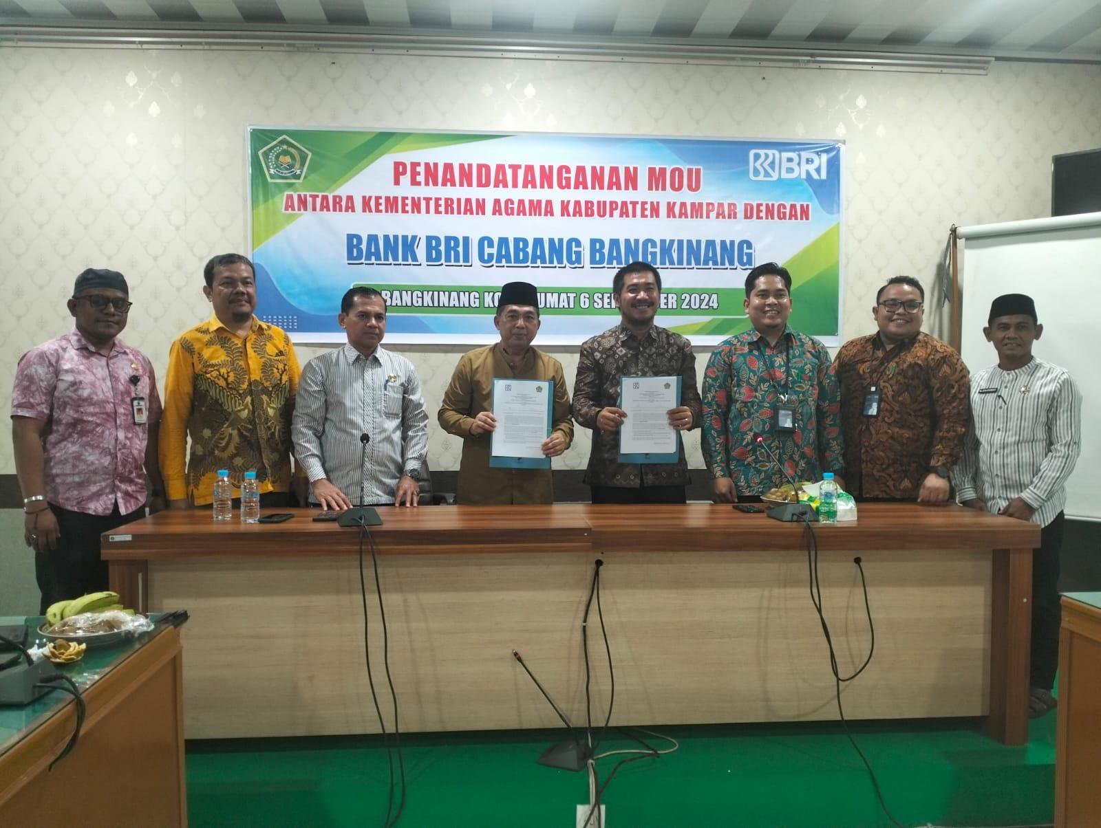 Perkuat Sinergi, Kemenag Kampar Teken MoU dengan BRI Cabang Bangkinang