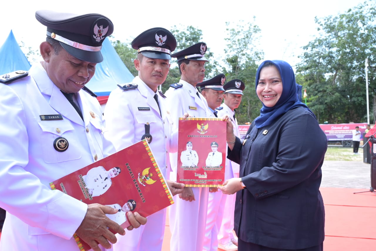 Tambah Dua Tahun Masa Jabatan, Kades dan BPD Bandar Laksamana, Bukit Batu serta Siak Kecil Dikukuhka