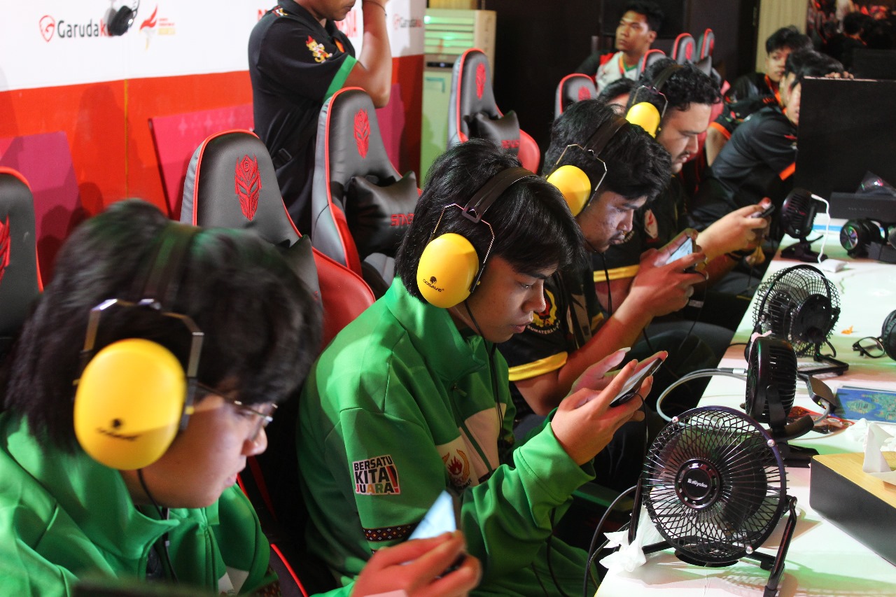 Ada Layanan Khusus Tri bagi Pecinta E-Sport di PON XXI Aceh-Sumut