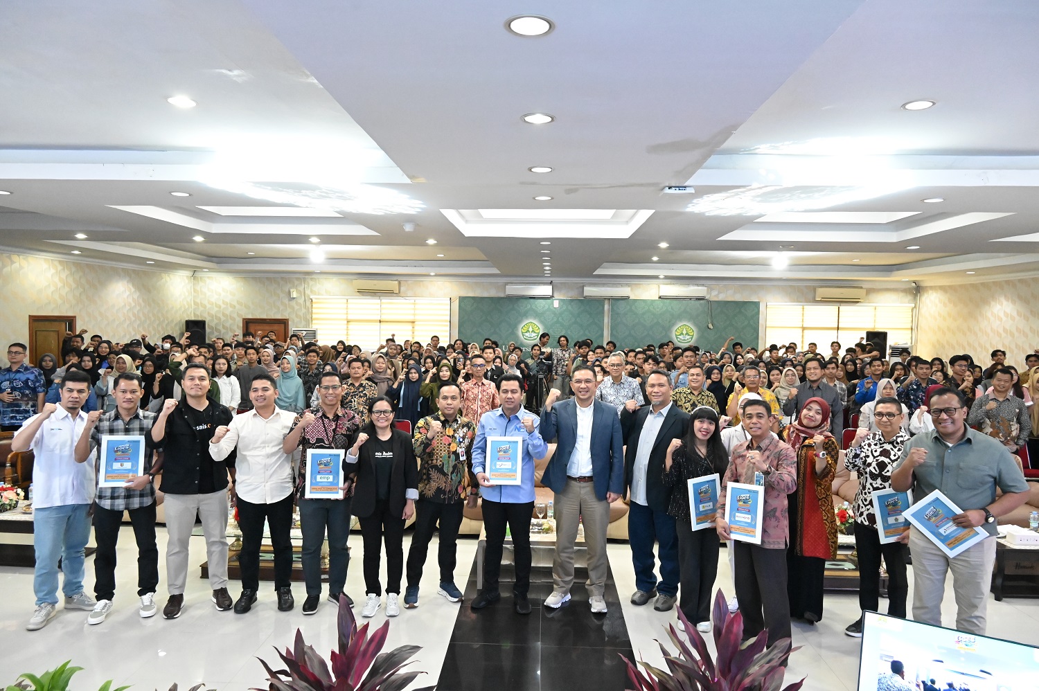 Bisnis Indonesia Goes to Campus 2024 hadir di Universitas Riau, Bekali Mahasiswa Hadapi Masa Depan