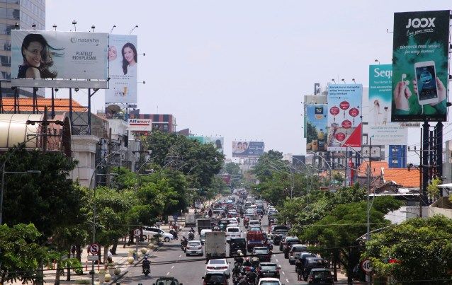 Bapenda Pekanbaru Ingatkan Pengusaha Reklame Segera Perbarui Izin