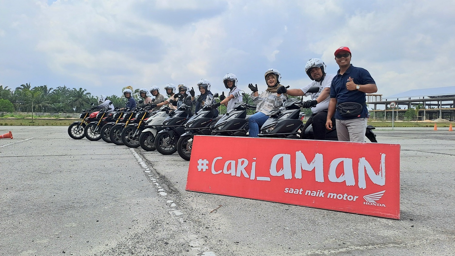 Capella Honda Edukasi Jurnalis di Pekanbaru tentang Safety RidingÂ