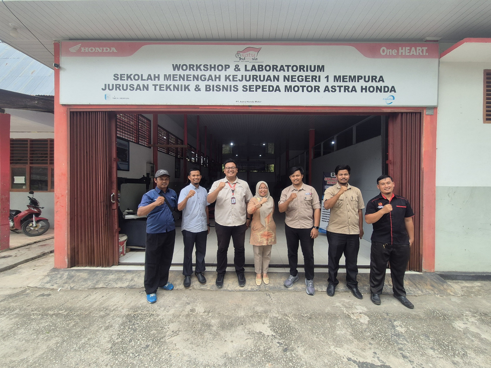 Capella Honda Tingkatkan Kualitas SMK Binaan Bidang Teknik Bisnis Sepeda Motor