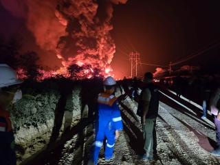 Tiga Kolam Minyak Mentah PT BSP di Siak Terbakar