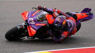 Jorge Martin Asapi Bagnaia di Sprint Race MotoGP San Marino 2024