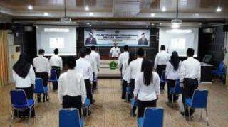 Sekjen Kemenag RI Lantik 14 Pejabat Fungsional Kanwil Kemenag Riau, Berikut Nama-namanya