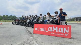 Capella Honda Edukasi Jurnalis di Pekanbaru tentang Safety RidingÂ 