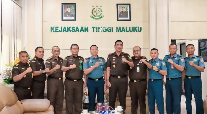 Pererat Sinergitas, Kajati Maluku Terima Kunjungan Kerja dan Silaturahmi Danlantamal IX AmbonÂ 