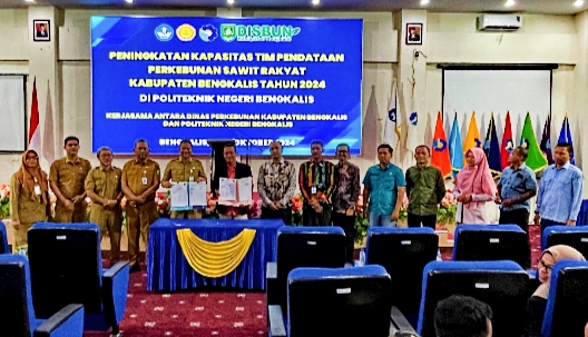 Disbun Teken MoU dengan Polbeng, Tingkatkan Kapasitas Tim Pendataan Perkebunan Sawit Rakyat