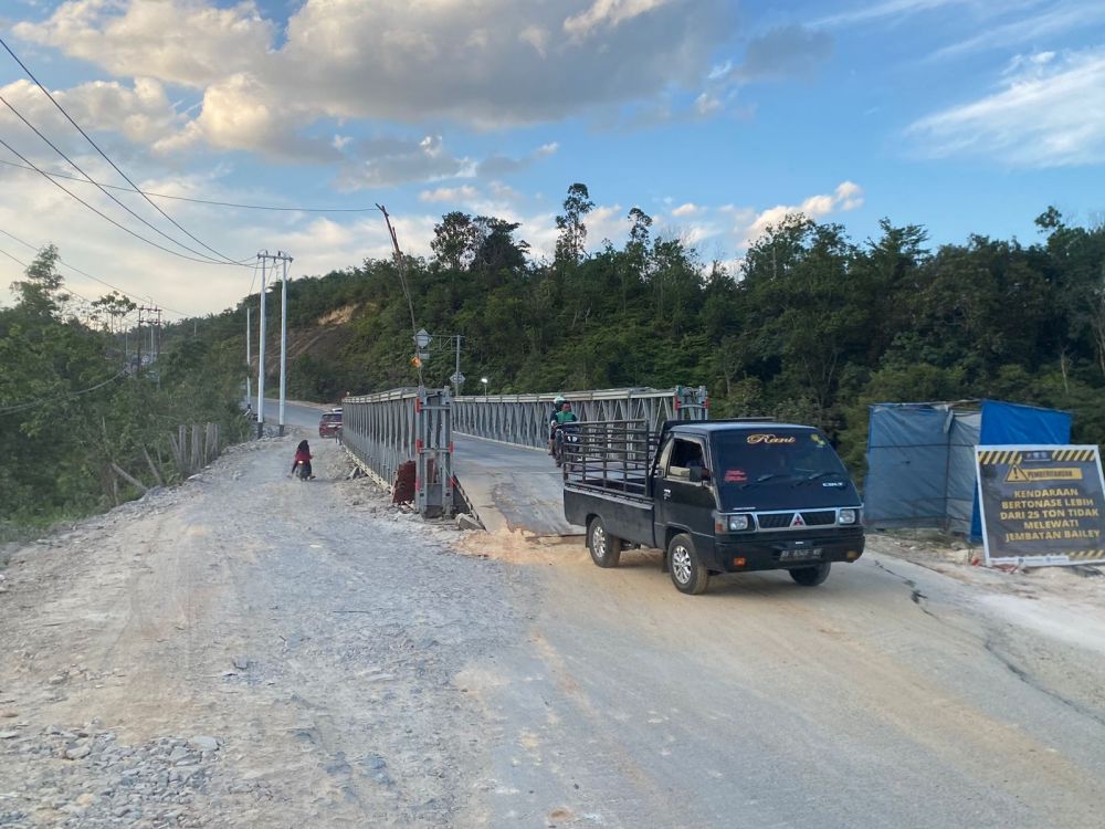 Jelang Nataru, Perbaikan Jalan Lintas Riau-Sumbar Digesa