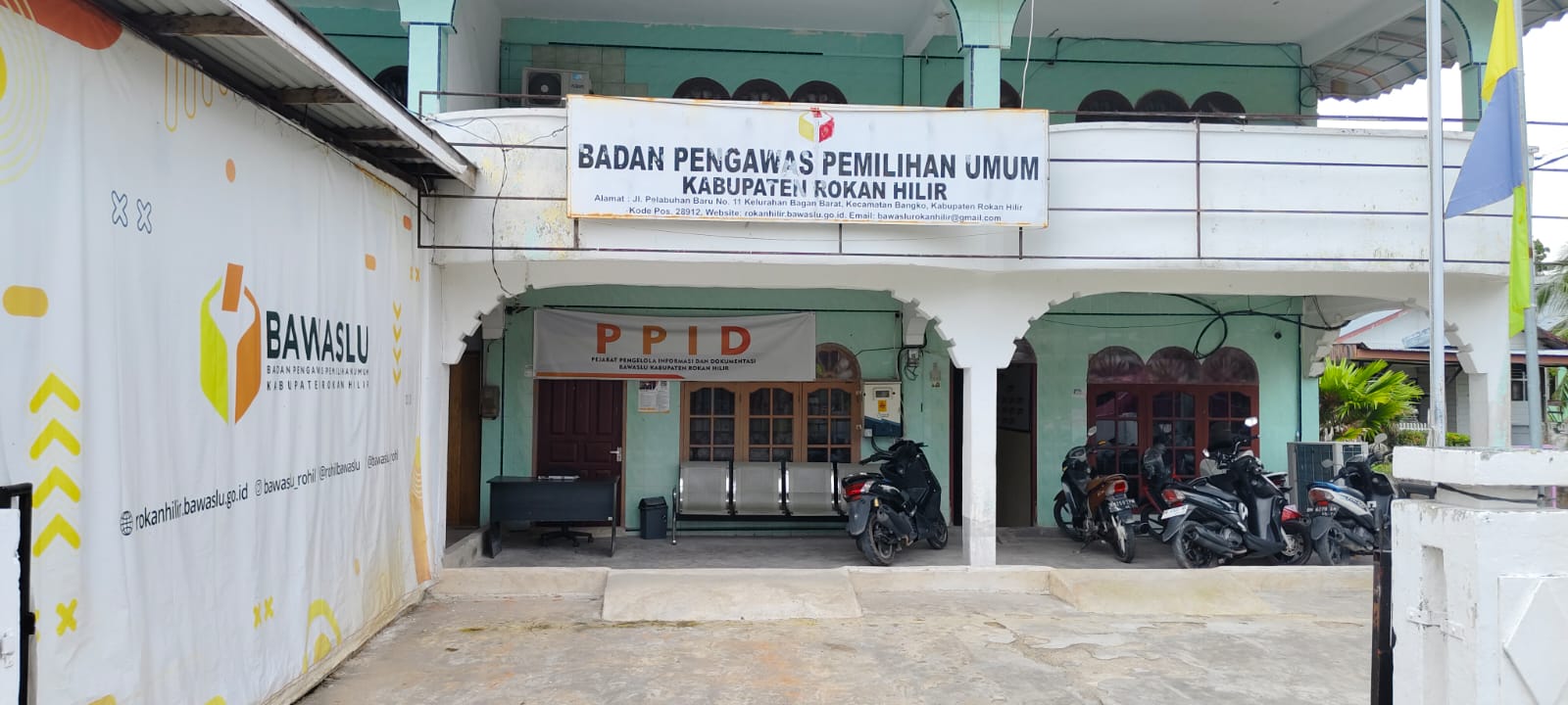 Bawaslu Rohil Ingatkan Masyarakat Jangan Bawa Gawai di Bilik Suara, Bila Kedapatan Pidana