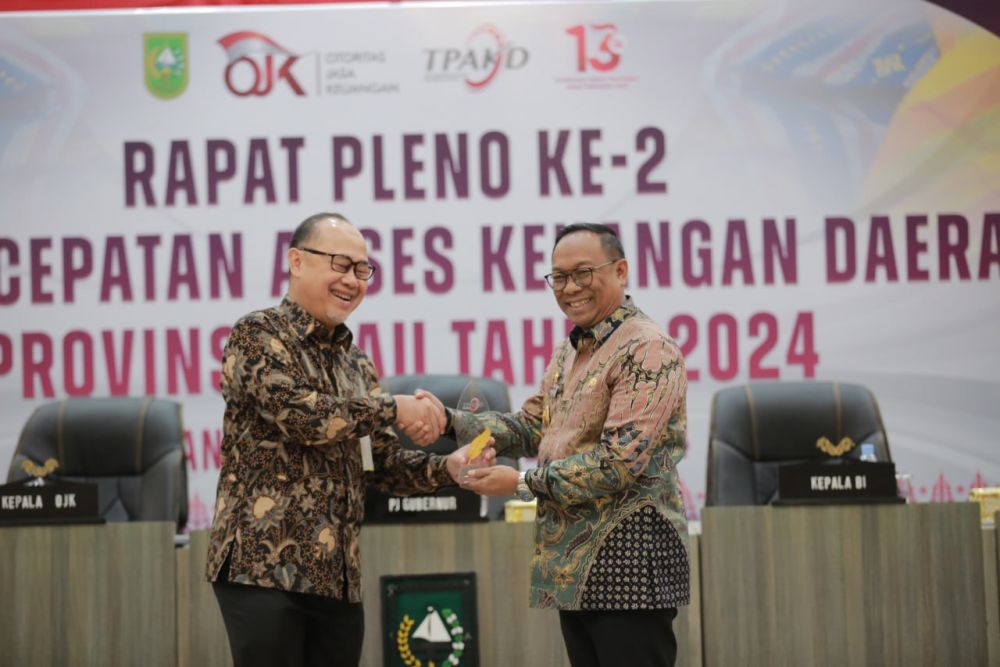 TPAKD Award, Pemprov Riau Terima Penghargaan KEJAR Terbaik