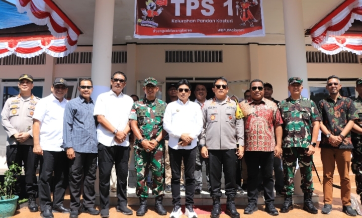 Kajati Maluku Agoes SP Bersama Forkopimda Memonitoring Pelaksanaan Pilgub dan Wagub 2024