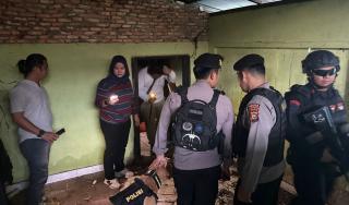 Kerahkan Anjing Pelacak, Polda Riau Gerebek Kampung NarkobaÂ 