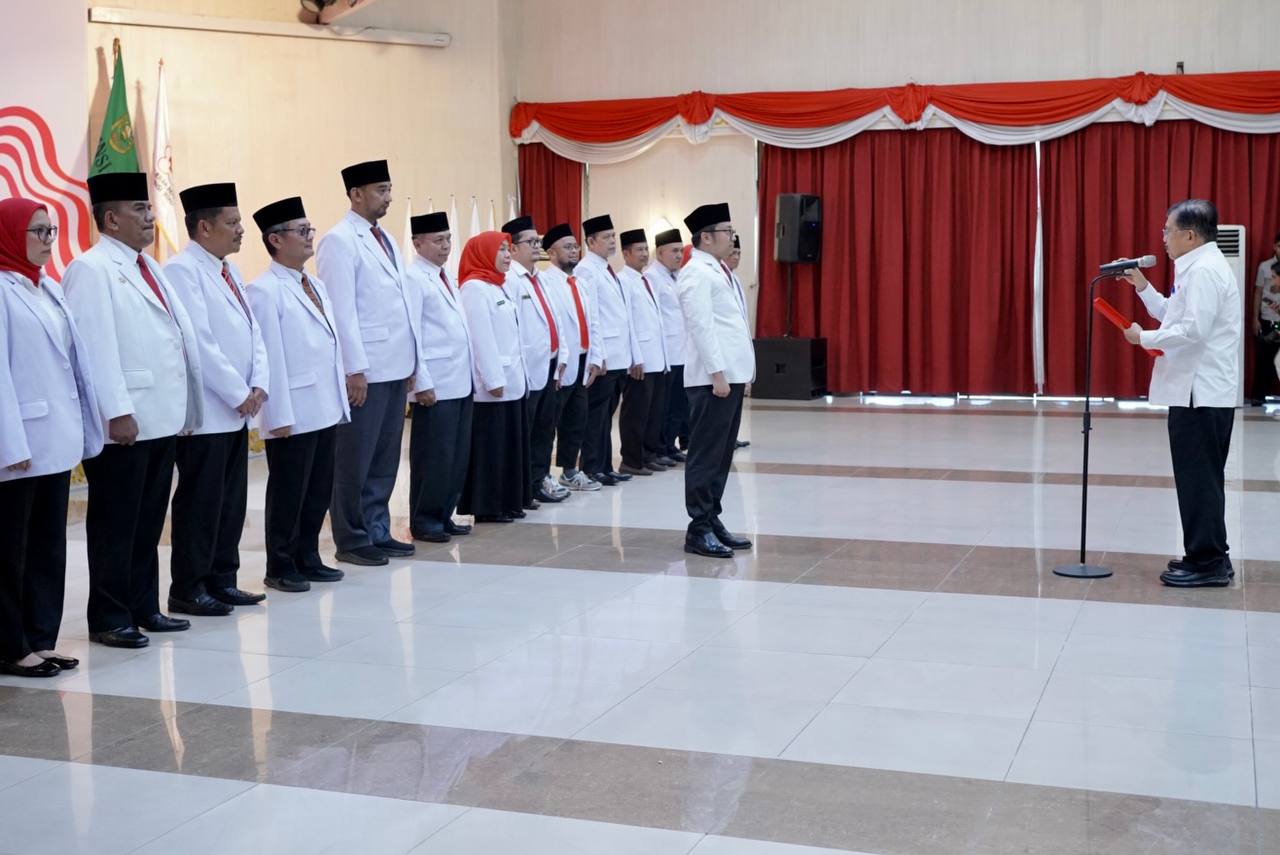 Jusuf Kalla Lantik Pengurus Baru PMI Riau, Siap Bawa Perubahan