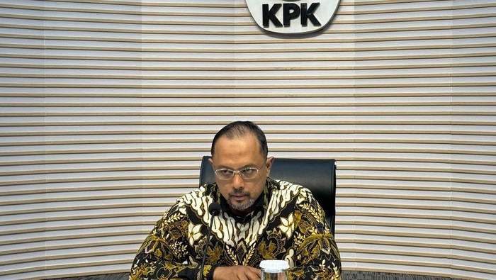 Termasuk Pj Wali Kota, Total Ada 8 Orang Kena OTT KPK di Pekanbaru