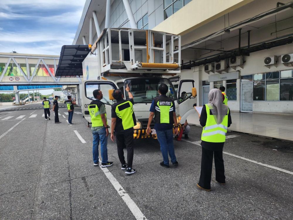 Sambut Nataru, Penumpang di Bandara SSK II Pekanbaru Diprediksi Naik 13 Persen