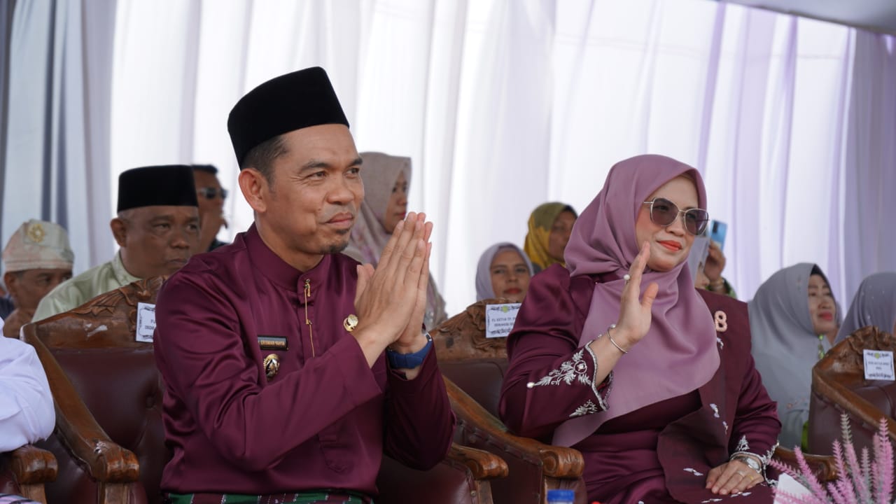 Pj Bupati Inhil Lepas Peserta Pawai Ta’aruf MTQ ke-54 di Kecamatan Enok