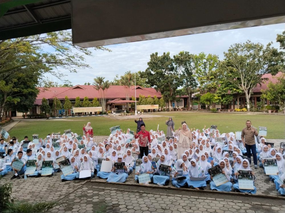 Unilak Edukasi Ratusan Siswa SMK Ikasari Soal Perkuliahan